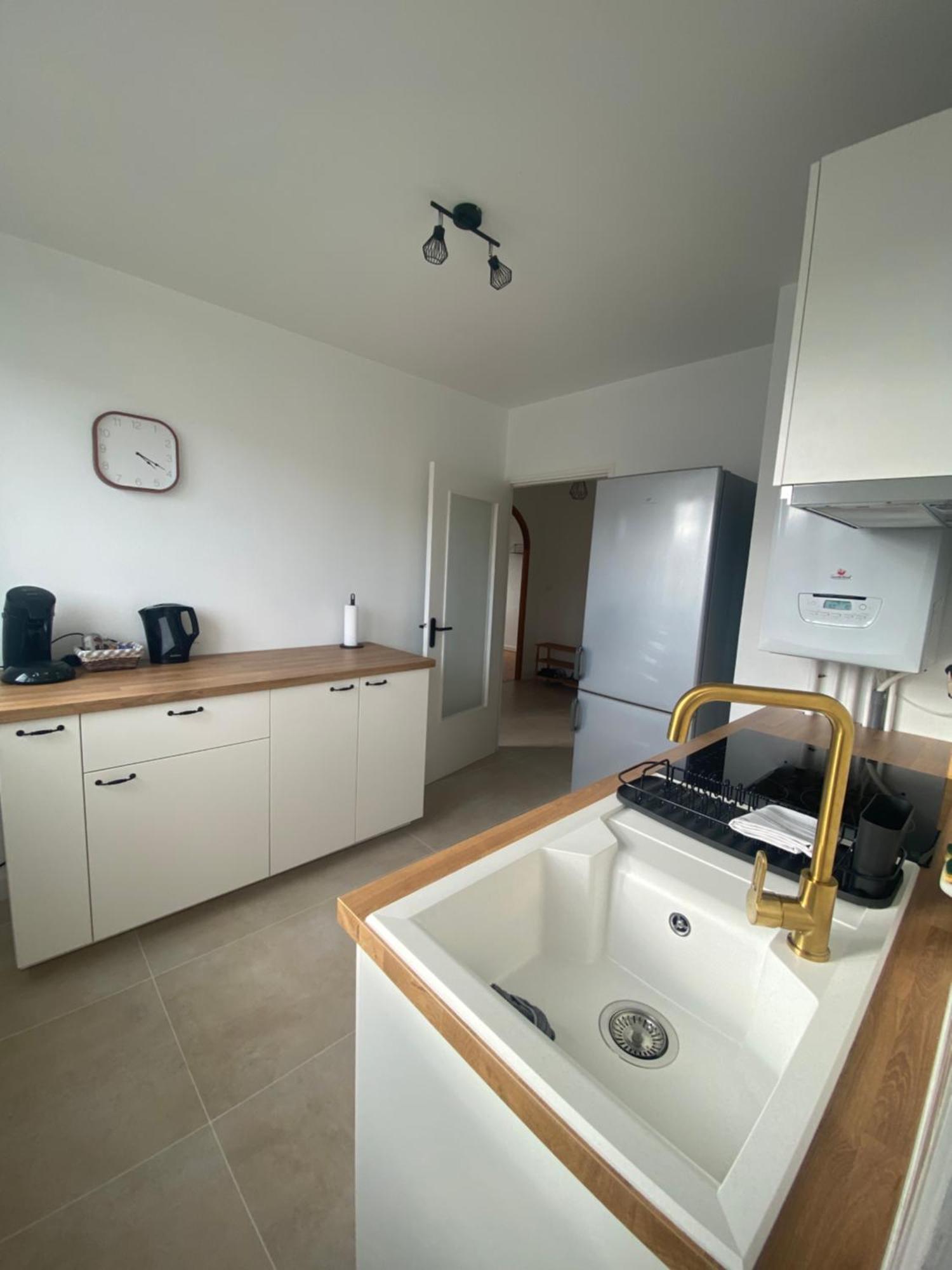 Lempdes Appartement Spacieux Et Chaleureux - 4Pers - Refait A Neuf - Parking Privatif - Proches Axes, Commerces Et Services - Check In 24-24 מראה חיצוני תמונה